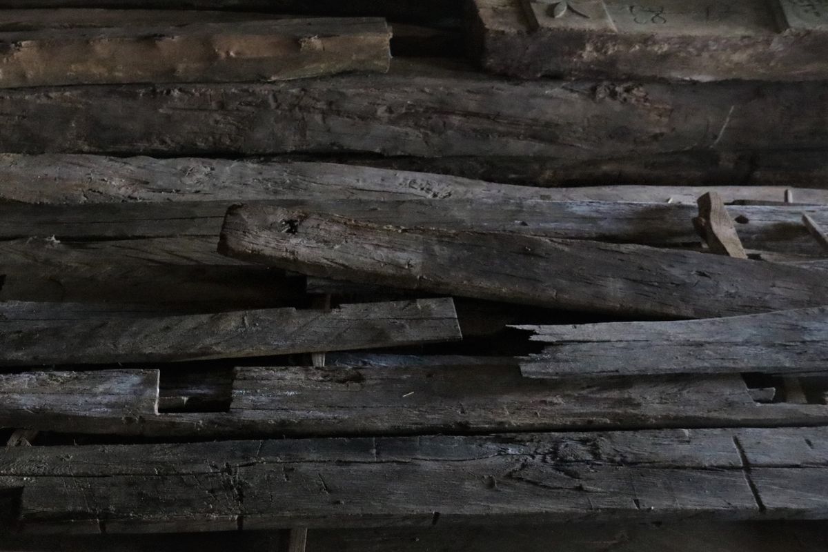 Surovine iz naravnega starega lesa - slika 9